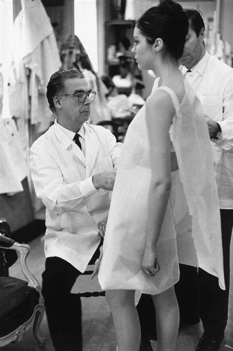 givenchy y balenciaga|cristobal balenciaga wikipedia.